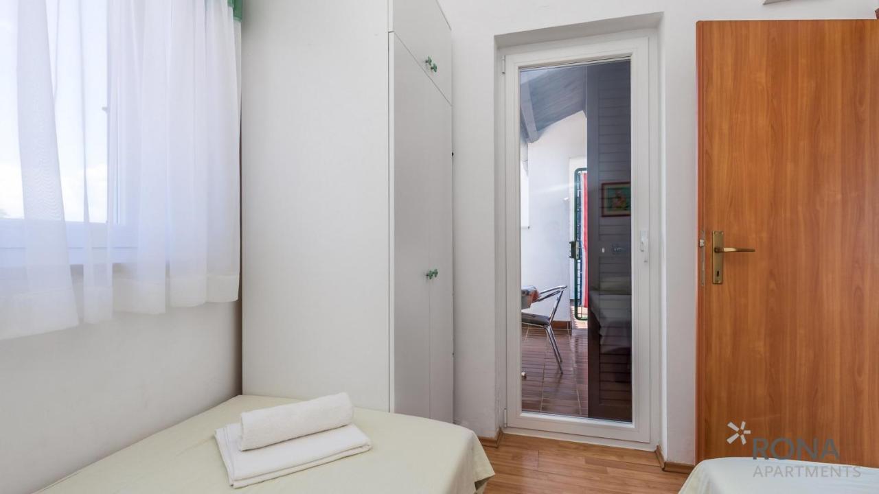 Rona Apartment Zdravko Barbariga Luaran gambar